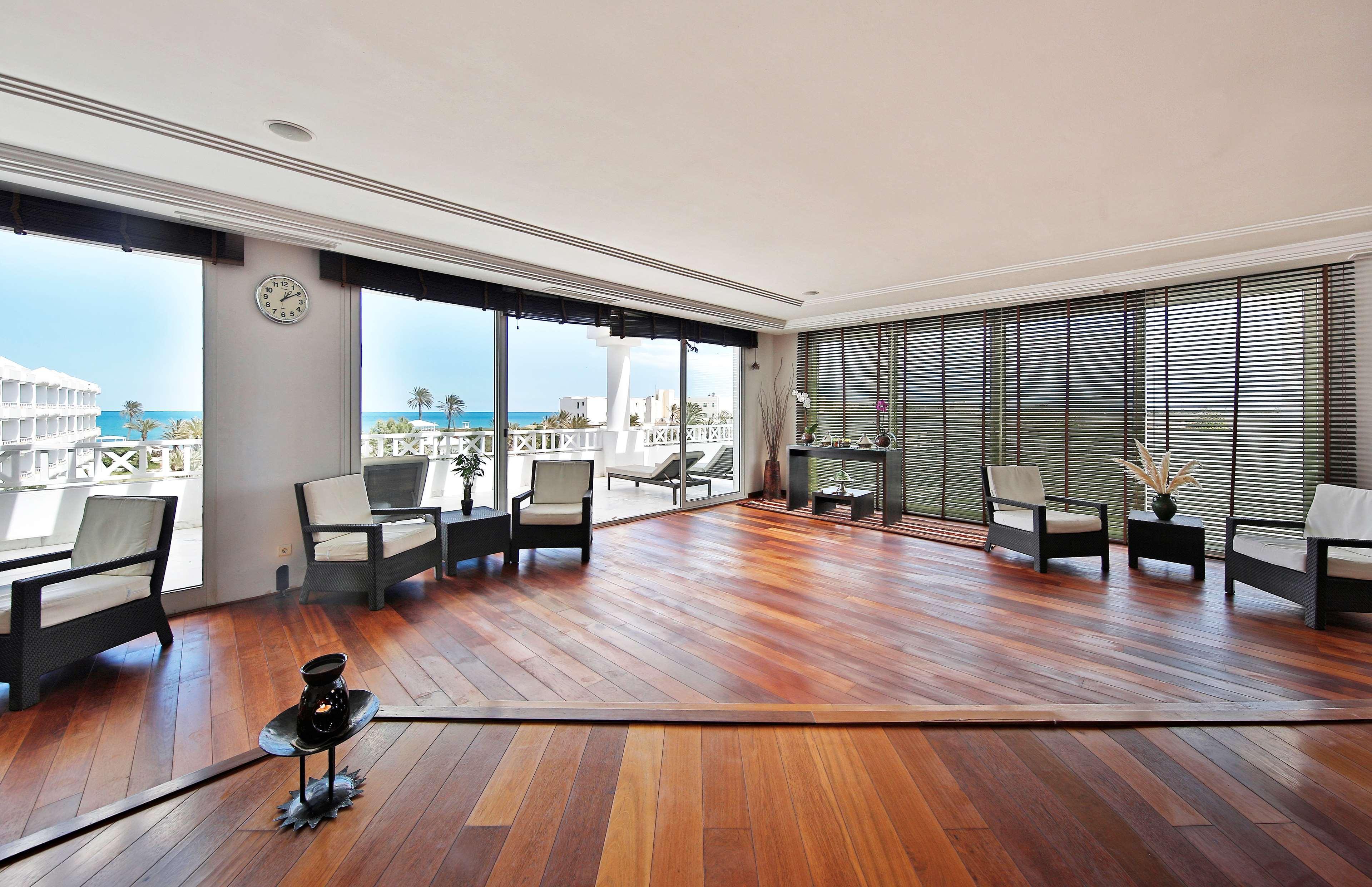 Radisson Blu Palace Resort & Thalasso, Djerba メズライア エクステリア 写真 Interior of the hotel