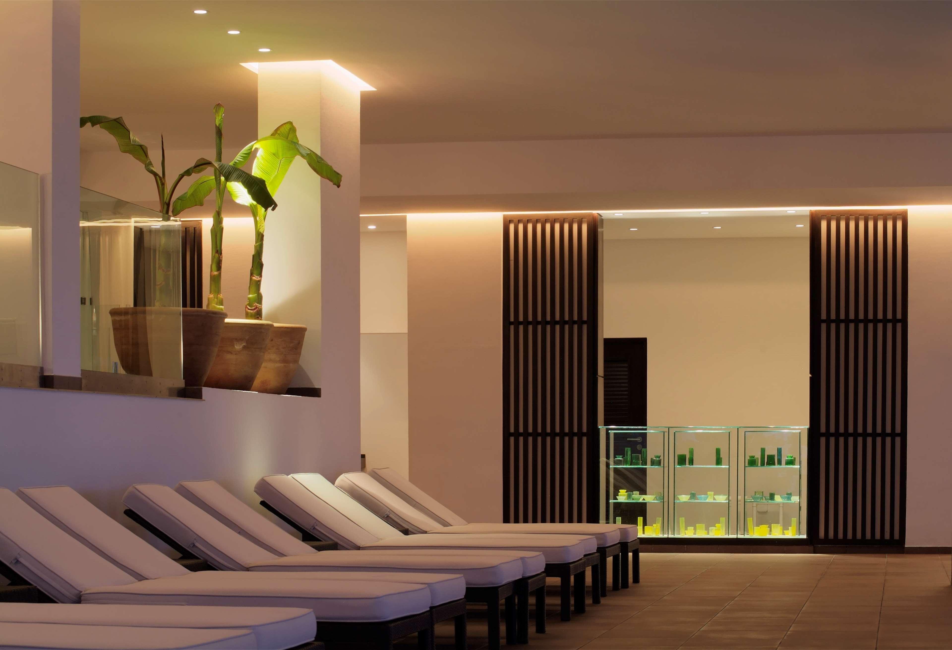 Radisson Blu Palace Resort & Thalasso, Djerba メズライア エクステリア 写真 The spa at The Standard, East Village