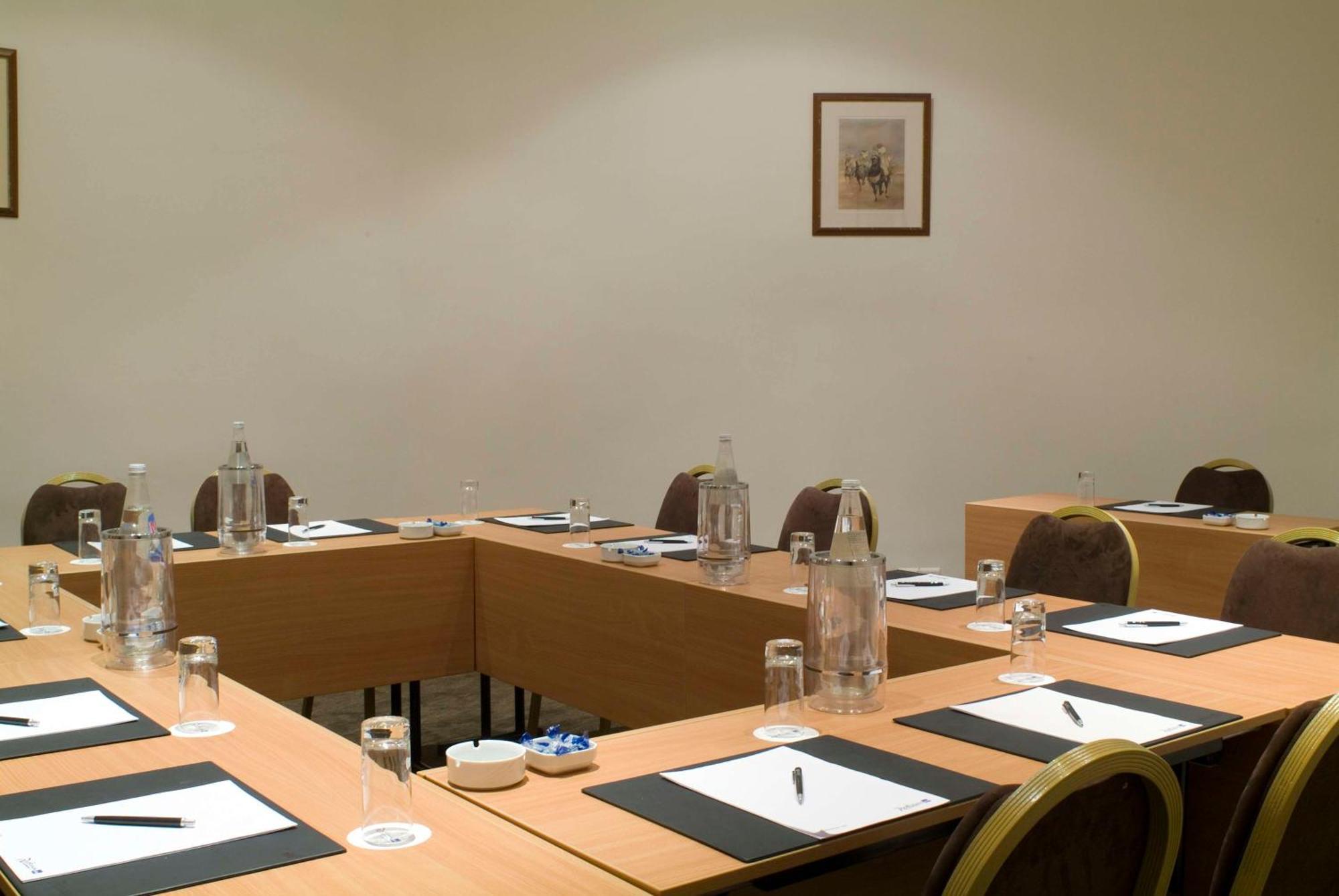 Radisson Blu Palace Resort & Thalasso, Djerba メズライア エクステリア 写真 A meeting room at the hotel